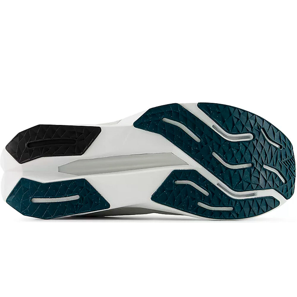 New Balance zapatilla running hombre FuelCell Propel v5 vista trasera