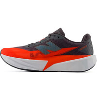 New Balance zapatilla running hombre FuelCell Rebel v5 puntera