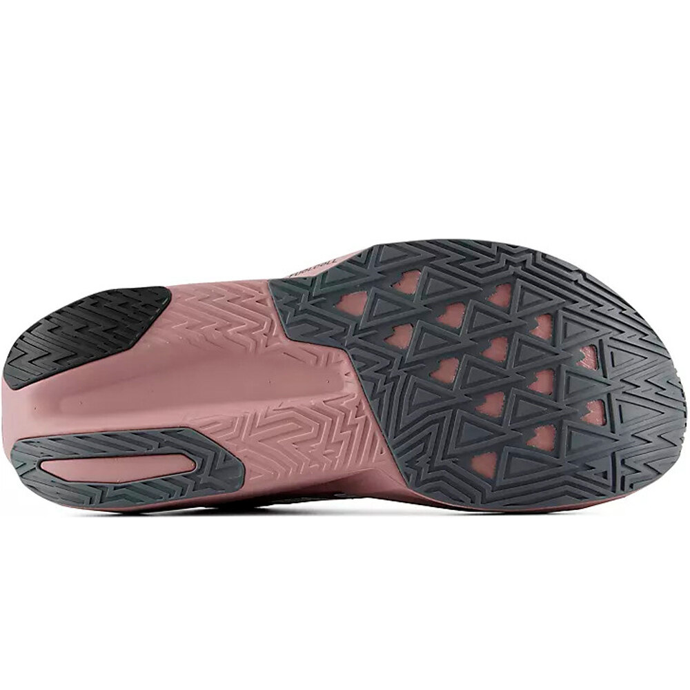 New Balance zapatilla running hombre FuelCell Rebel v5 vista trasera
