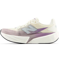 New Balance zapatilla running mujer FuelCell Rebel v5 puntera