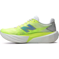 New Balance zapatilla running mujer FuelCell Rebel v5 puntera