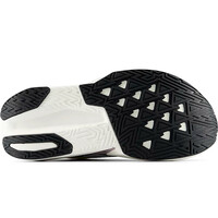 New Balance zapatilla running mujer FuelCell Rebel v5 vista trasera