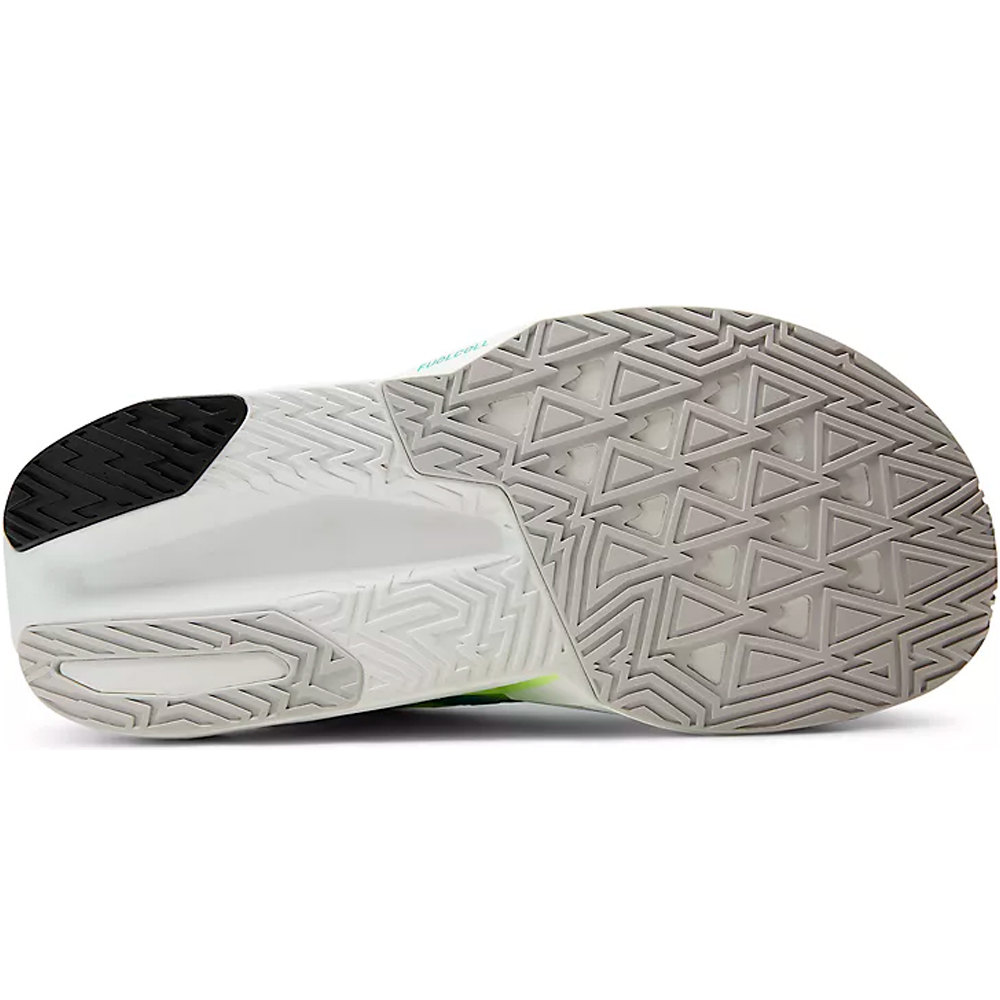 New Balance zapatilla running mujer FuelCell Rebel v5 vista trasera