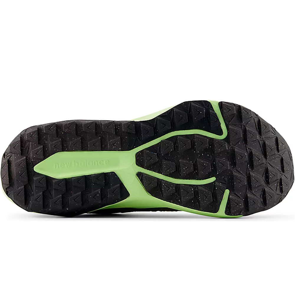 New Balance zapatillas trail hombre DynaSoft Nitrel v6 vista trasera