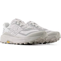 New Balance zapatillas trail hombre FuelCell Rebel Trail lateral interior