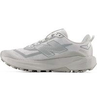 New Balance zapatillas trail hombre FuelCell Rebel Trail puntera