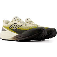 New Balance zapatillas trail hombre FuelCell SuperComp Trail v2 lateral interior