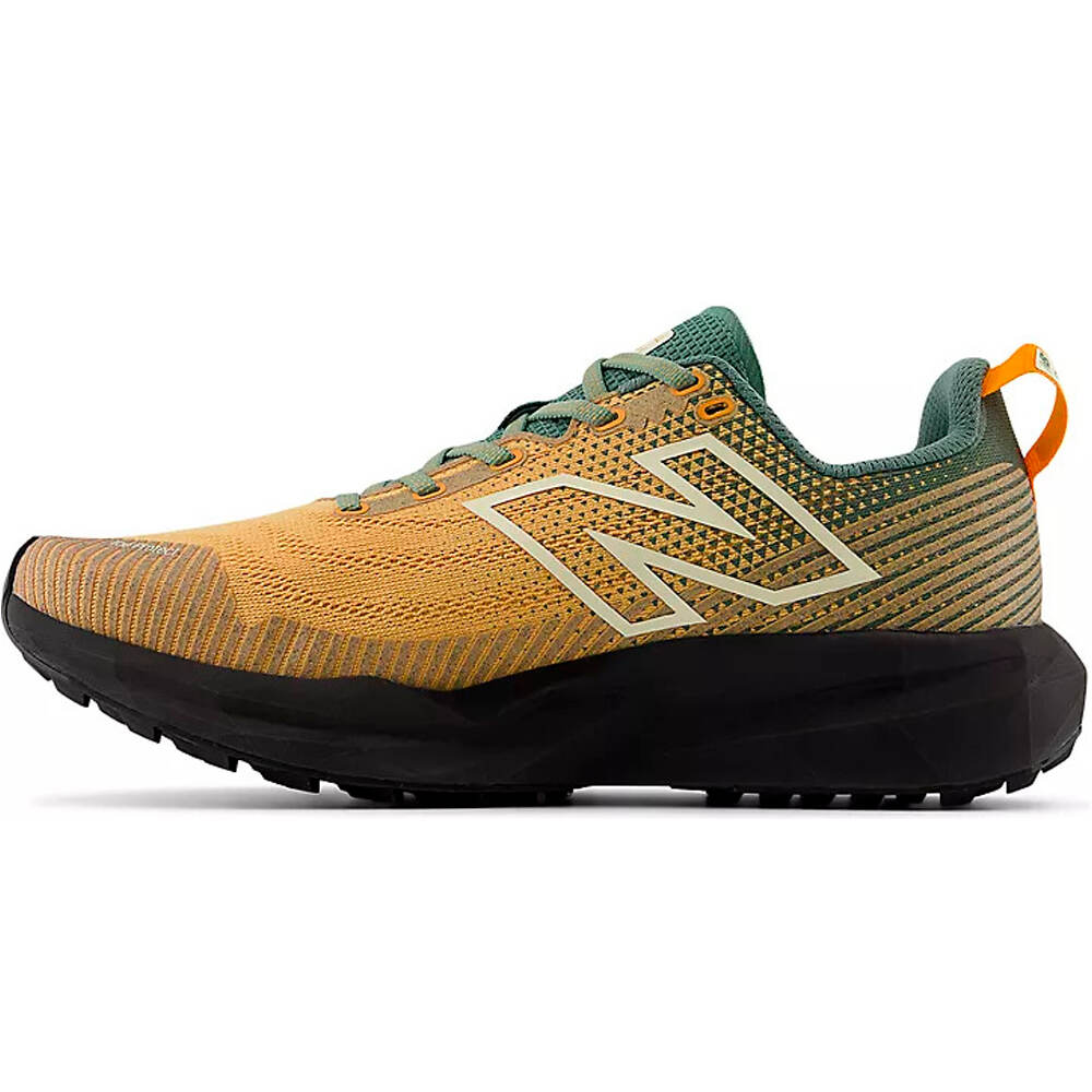 New Balance zapatillas trail hombre FuelCell Venym puntera
