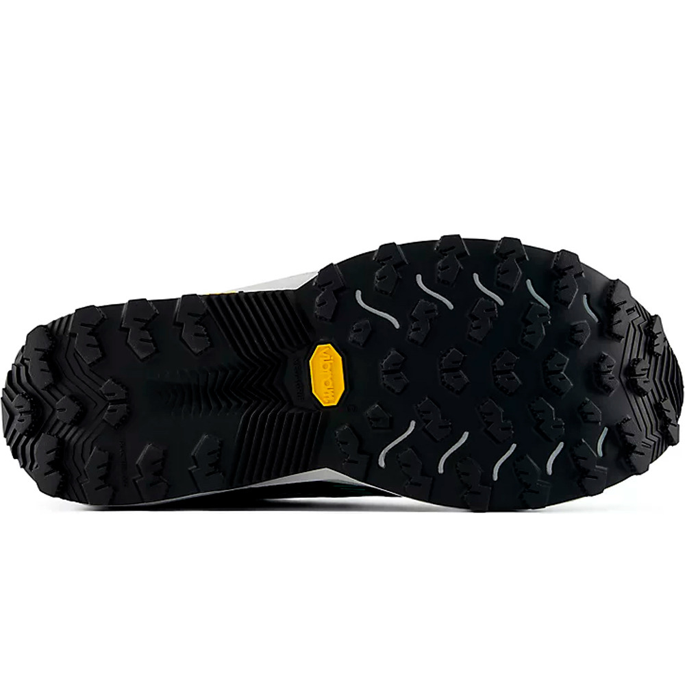 New Balance zapatillas trail hombre Rebel Trail vista trasera