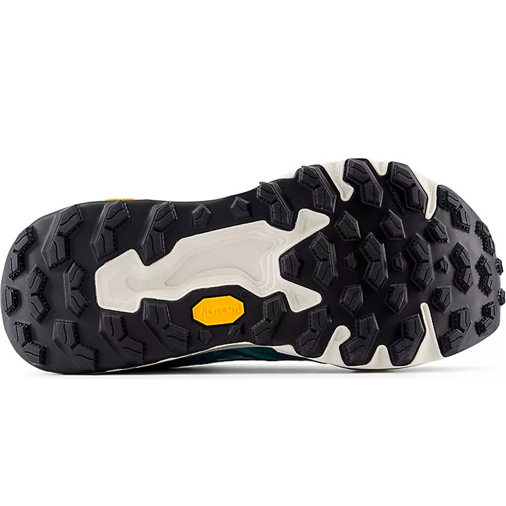 New Balance zapatillas trail mujer FreshFoam Hierro v9 vista trasera