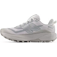 New Balance zapatillas trail mujer FuelCell Rebel Trail puntera