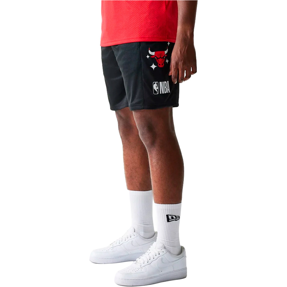 New Era pantalón baloncesto CHICAGO BULLS MESH BLK vista detalle