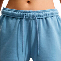 Nike bermuda mujer W NK STDO FLC LW MR STD 4 SHRT vista detalle
