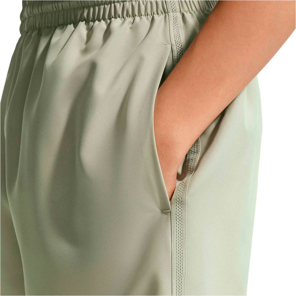 Nike bermuda niño B NK DF MULTI WVN SHORT 04