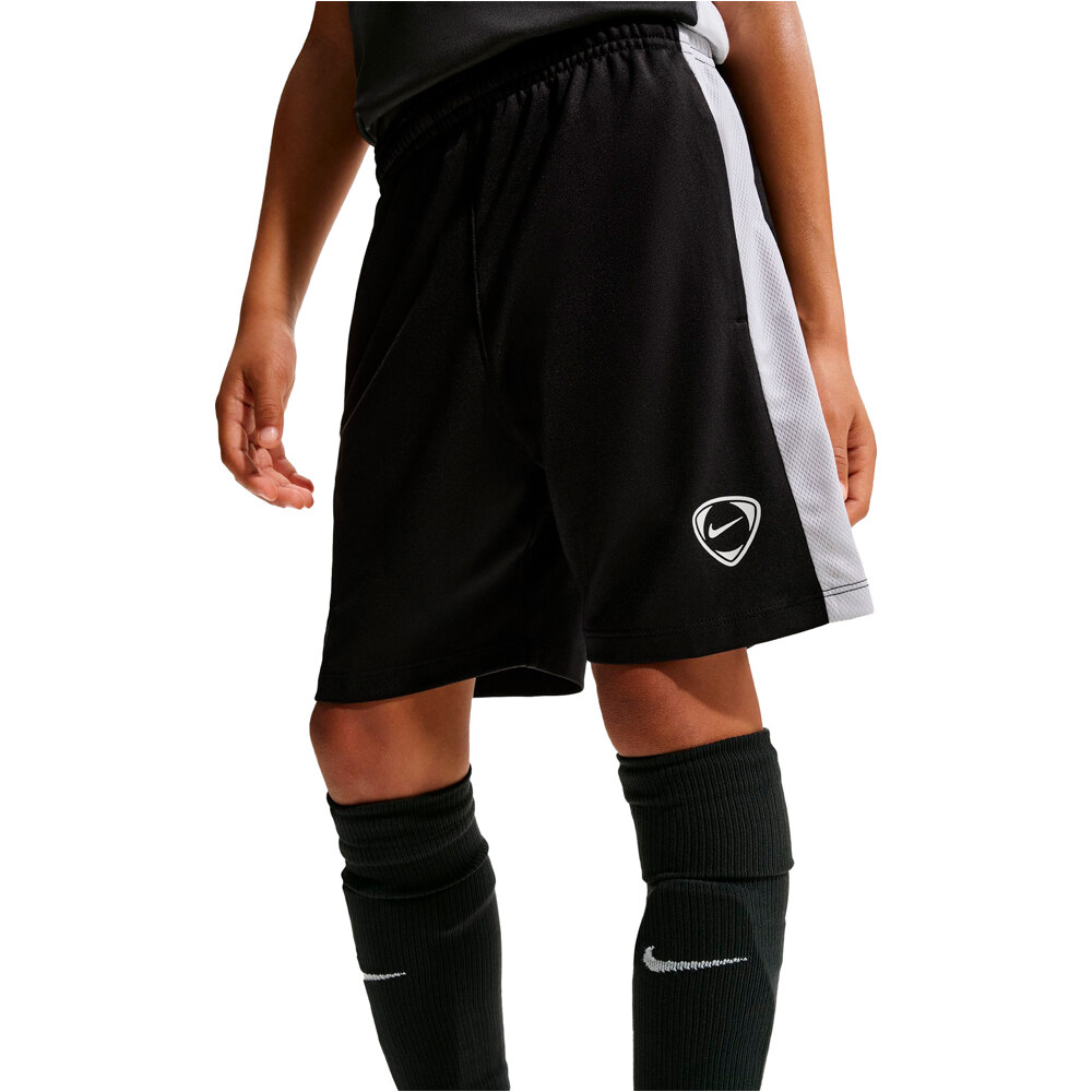 Nike bermuda niño K NK DF ACD+ SHORT GX HBR -PD vista frontal