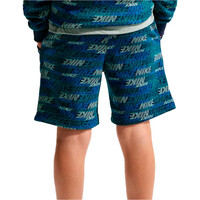 Nike bermuda niño K NSW CLUB FLC FT SHORT AOP vista trasera