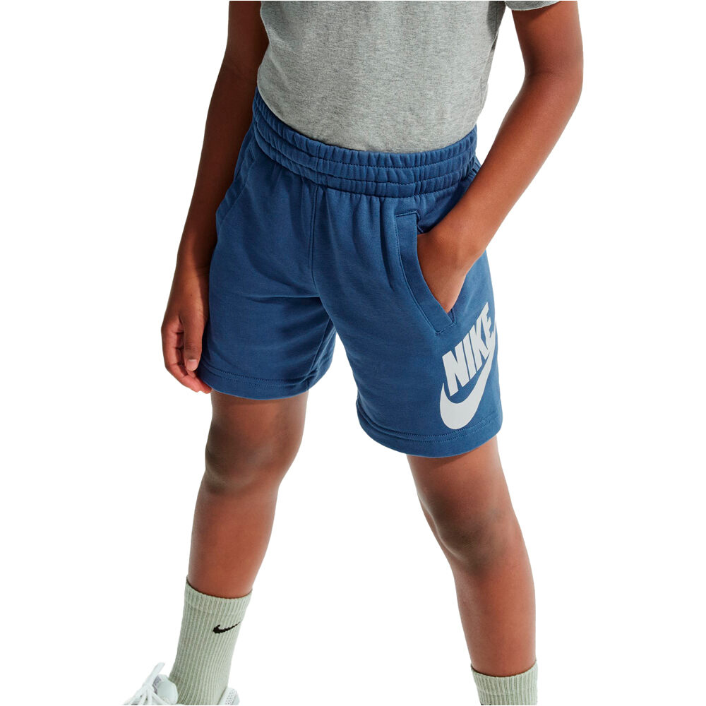 Nike bermuda niño K NSW CLUB FT SHORT HBR vista detalle