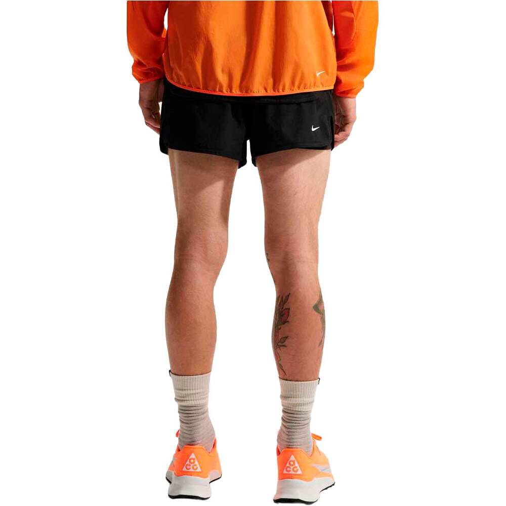 Nike bermudas hombre M ACG DFADV TRAILWND 3BF SHORT vista trasera