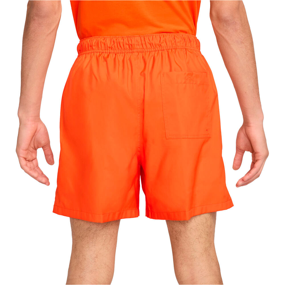 Nike bermudas hombre M NK CLUB FLOW SHORT vista trasera