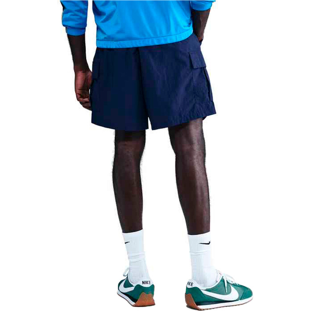 Nike bermudas hombre M NK CLUB UTILITY SHORT vista trasera