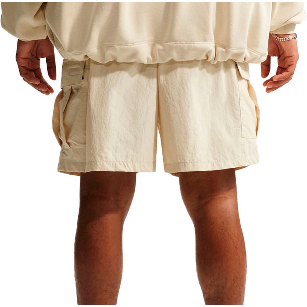 Nike bermudas hombre M NK CLUB UTILITY SHORT vista trasera