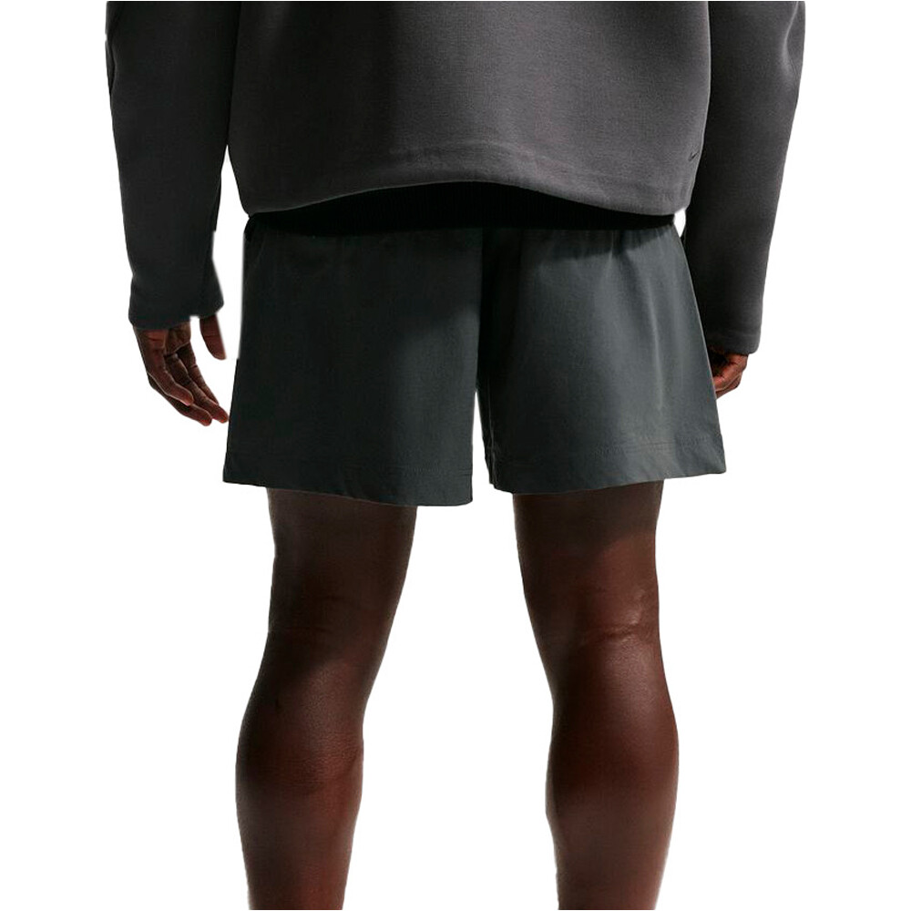 Nike bermudas hombre M NK DF TECH WVN SHORT vista trasera