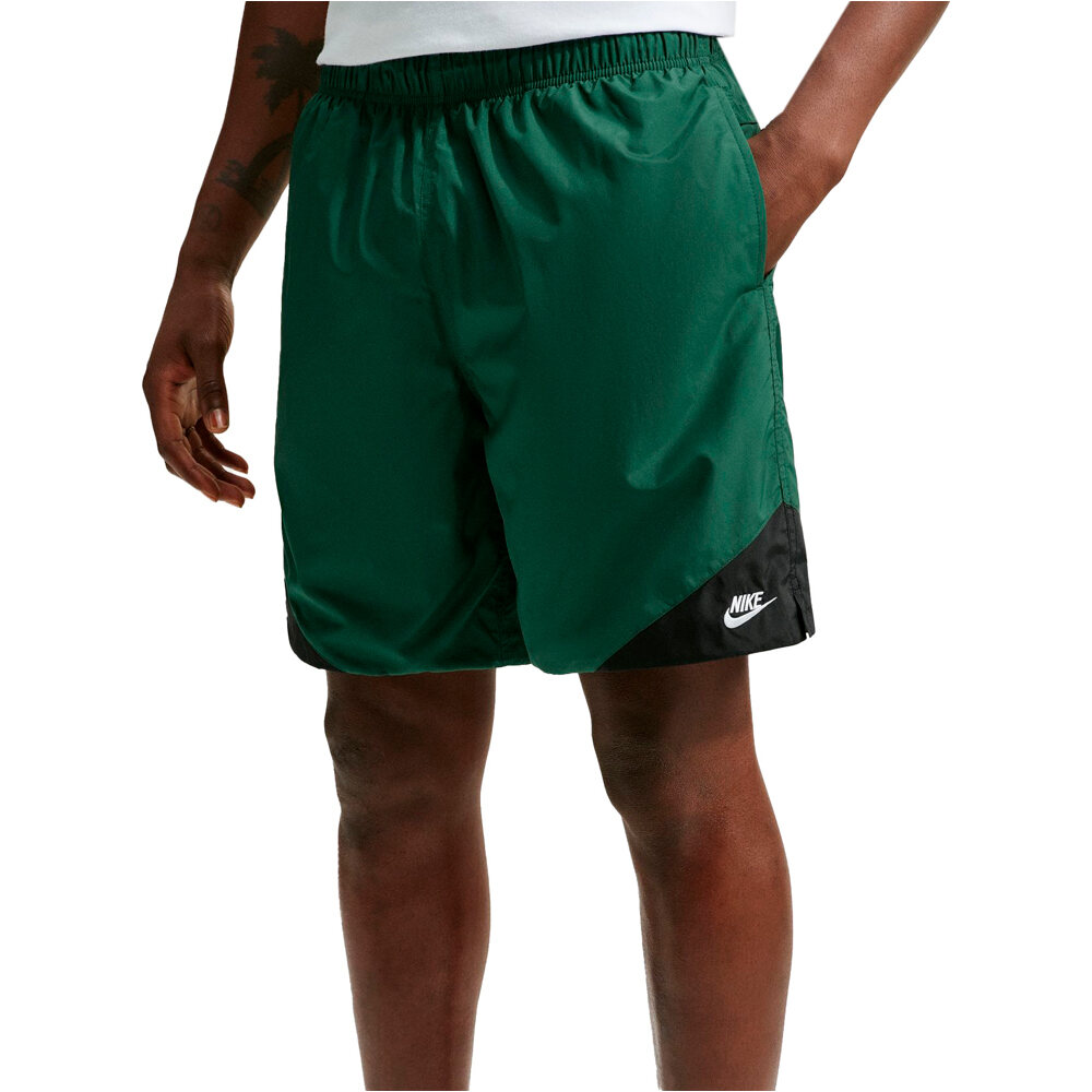 Nike bermudas hombre M NK WINDRUNNER SHORT 8IN vista detalle