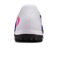 Nike botas de futbol multitaco y terreno duro PHANTOM 6 LOW ACAD TF vista trasera