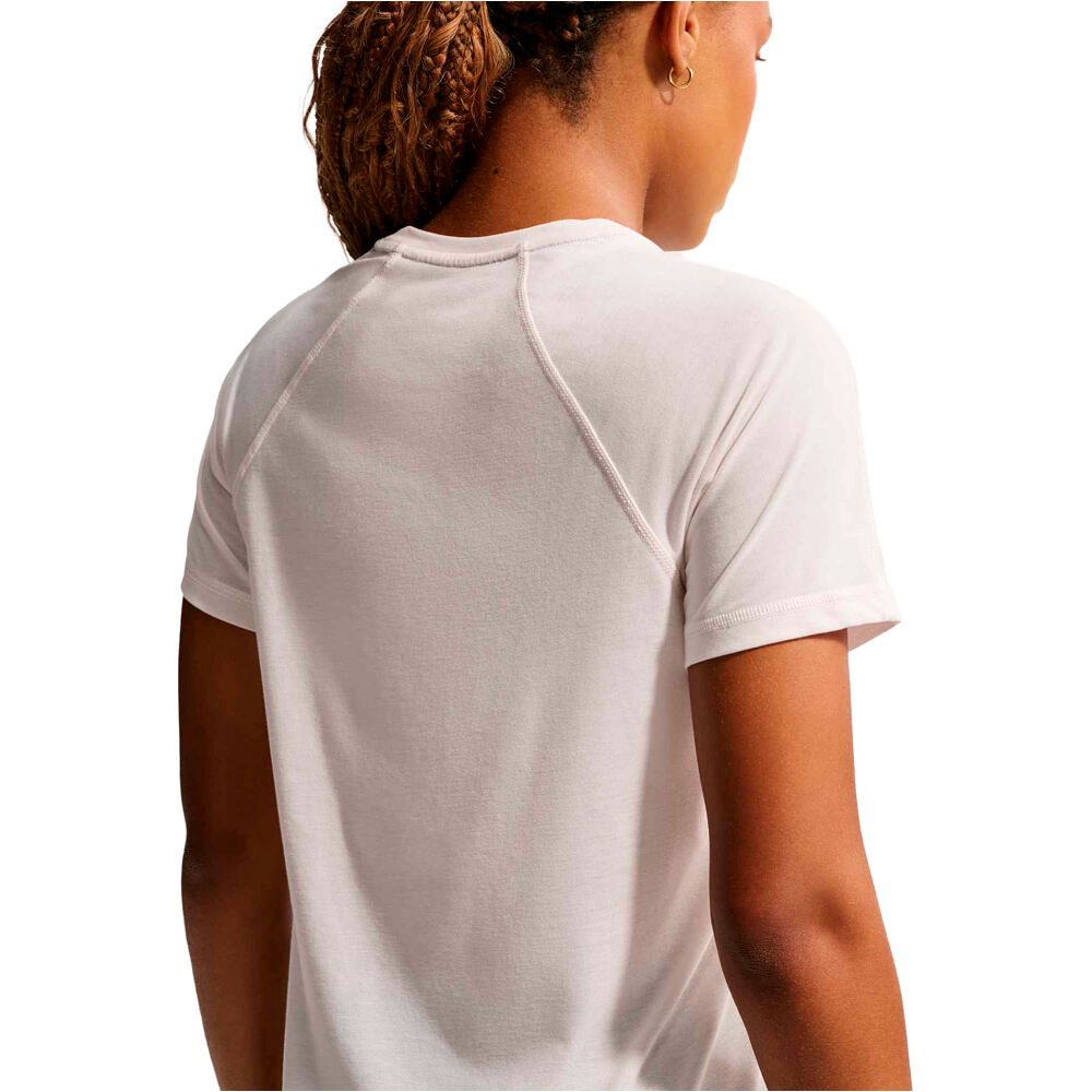 Nike camiseta entrenamiento manga corta mujer W ACG TRAIL DF SS TOP 03