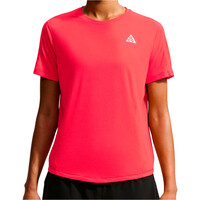 Nike camiseta entrenamiento manga corta mujer W ACG TRAIL DF SS TOP vista frontal
