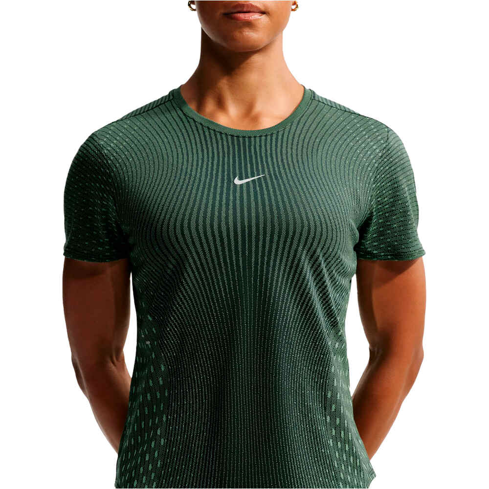 Nike camiseta entrenamiento manga corta mujer W NK AF SWIFT TOP SS vista detalle
