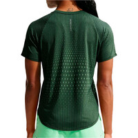 Nike camiseta entrenamiento manga corta mujer W NK AF SWIFT TOP SS vista trasera