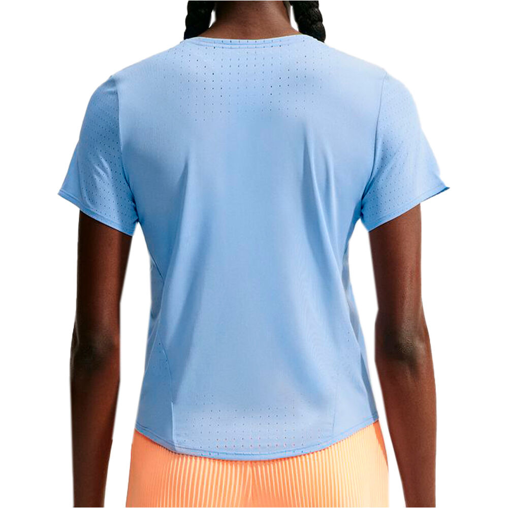 Nike camiseta entrenamiento manga corta mujer W NK ARSWFT DFADV TOP SS vista trasera