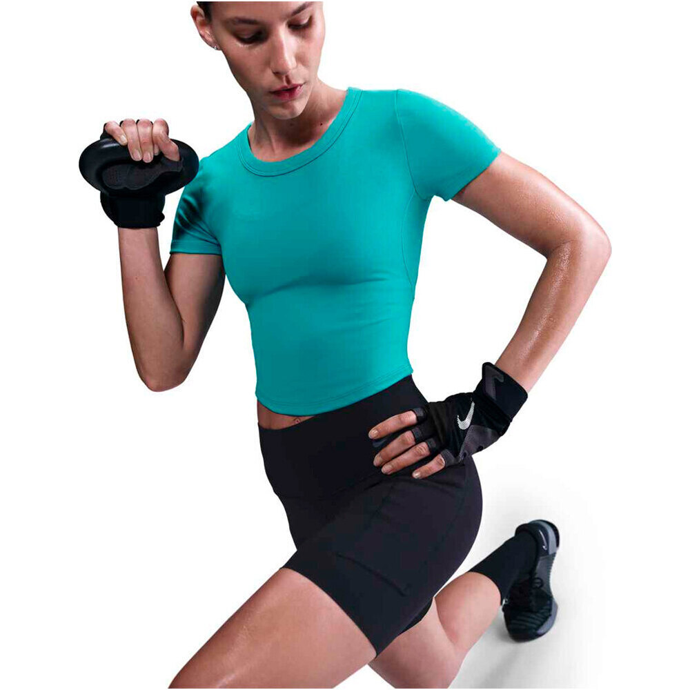 Nike camiseta entrenamiento manga corta mujer W NK ONE FITTED DF SS TOP 04