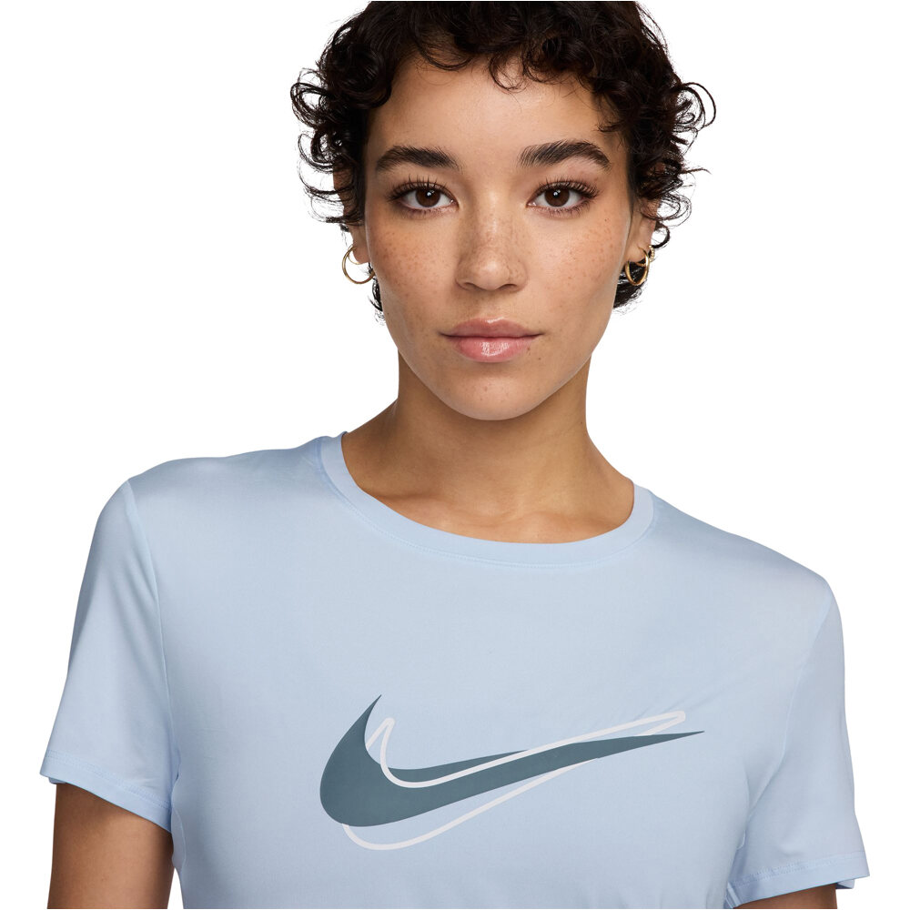 Nike camiseta entrenamiento manga corta mujer W NK ONE SWSH HBR DF SS TOP vista detalle