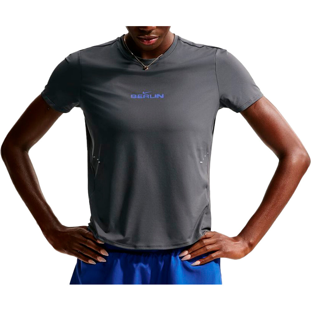 Nike camiseta entrenamiento manga corta mujer W NK SWIFT DF SS TOP BLN vista frontal