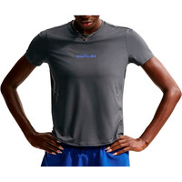 Nike camiseta entrenamiento manga corta mujer W NK SWIFT DF SS TOP BLN vista frontal