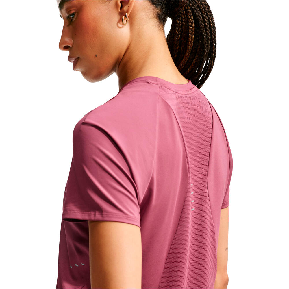 Nike camiseta entrenamiento manga corta mujer W NK SWIFT DF TOP SS STNDRD 03
