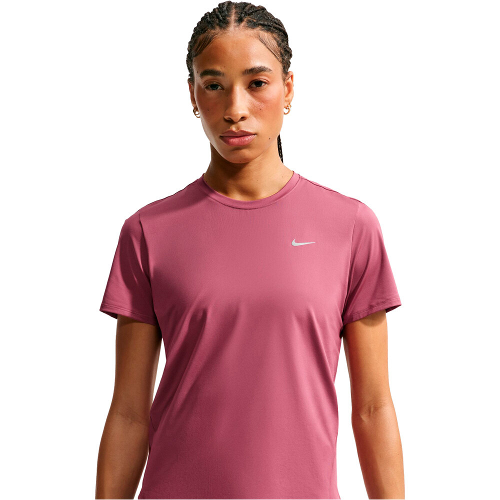 Nike camiseta entrenamiento manga corta mujer W NK SWIFT DF TOP SS STNDRD vista detalle