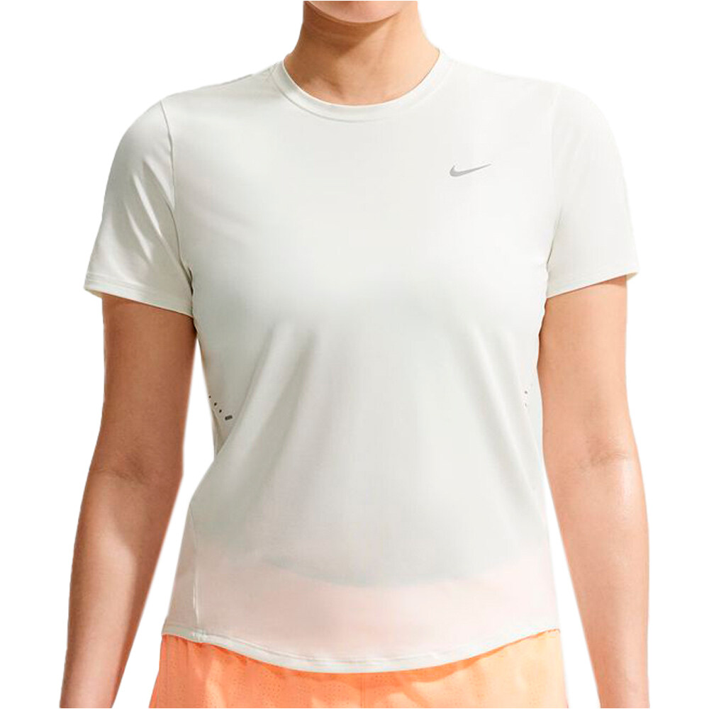 Nike camiseta entrenamiento manga corta mujer W NK SWIFT DF TOP SS STNDRD vista frontal