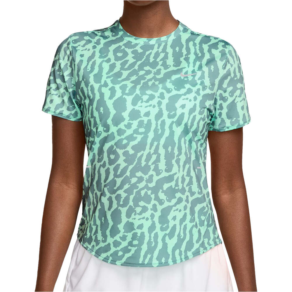 Nike camiseta entrenamiento manga corta mujer W NK SWIFT NVLT DF SS TOP vista frontal