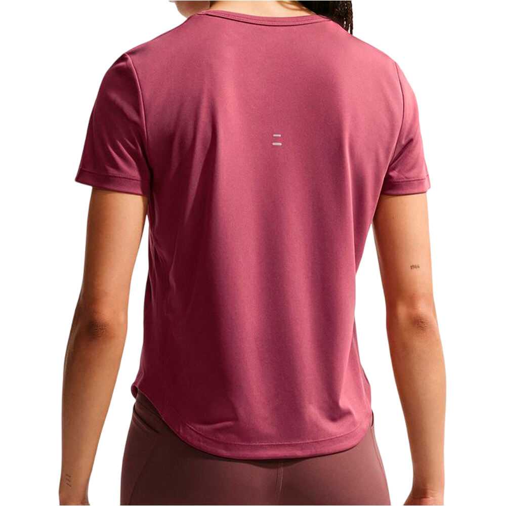 Nike camiseta entrenamiento manga corta mujer W NK TEMPO DF SS TOP vista trasera