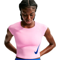 Nike camiseta entrenamiento manga corta mujer W NK TEMPO SWOOSH RUN DF SS vista detalle