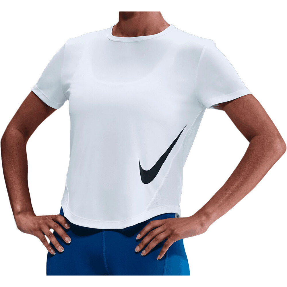 Nike camiseta entrenamiento manga corta mujer W NK TEMPO SWSH HBR DF SS TOP vista frontal