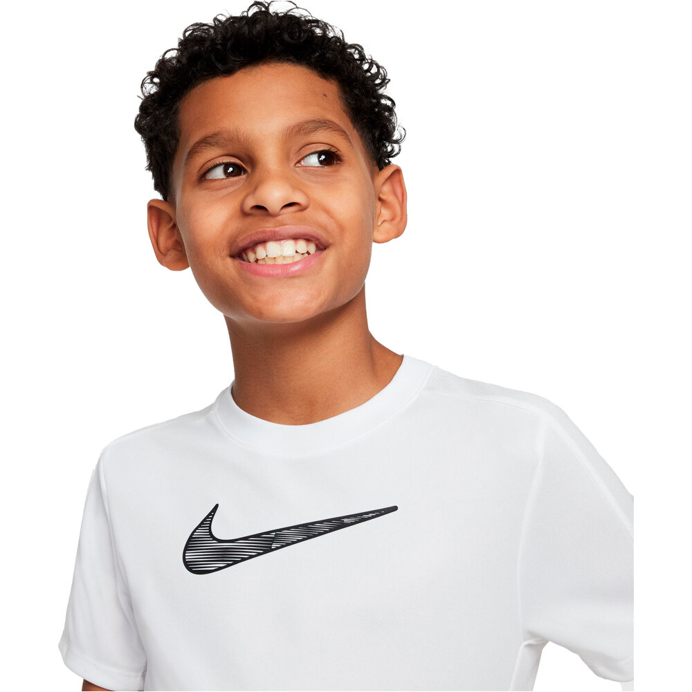 Nike camiseta entrenamiento manga corta niño K NK DF TRPHY23 SS TOP GX vista detalle