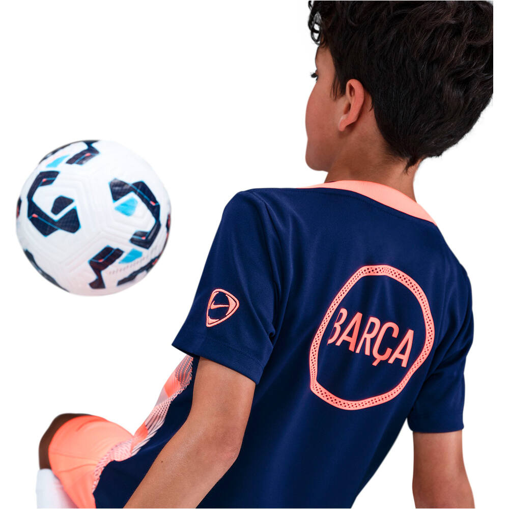 Nike camiseta entrenamiento niño BARCELONA 26 YNK DF ACDPR SS TOP K 3RPM 03