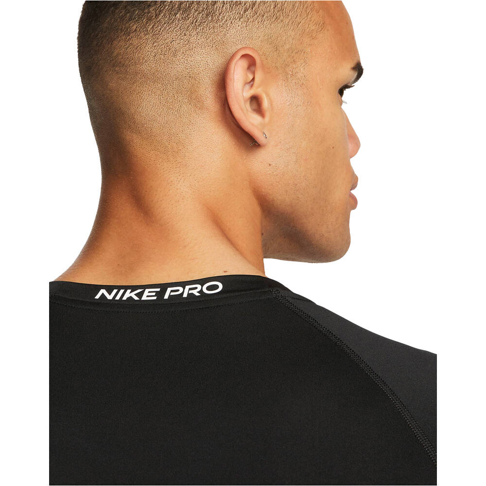 Nike camiseta fitness hombre M NP DF TIGHT TOP SS 03