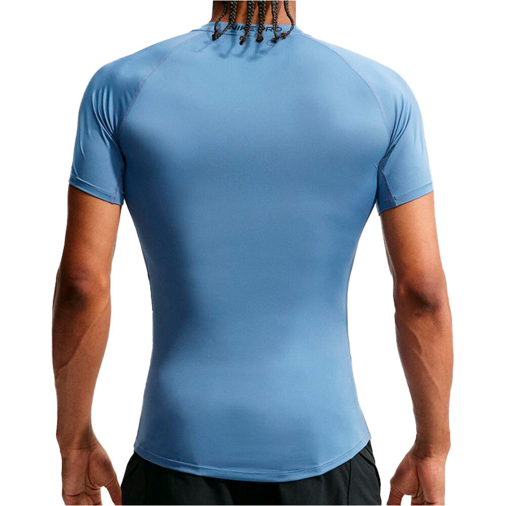 Nike camiseta fitness hombre M NP DF TIGHT TOP SS vista trasera