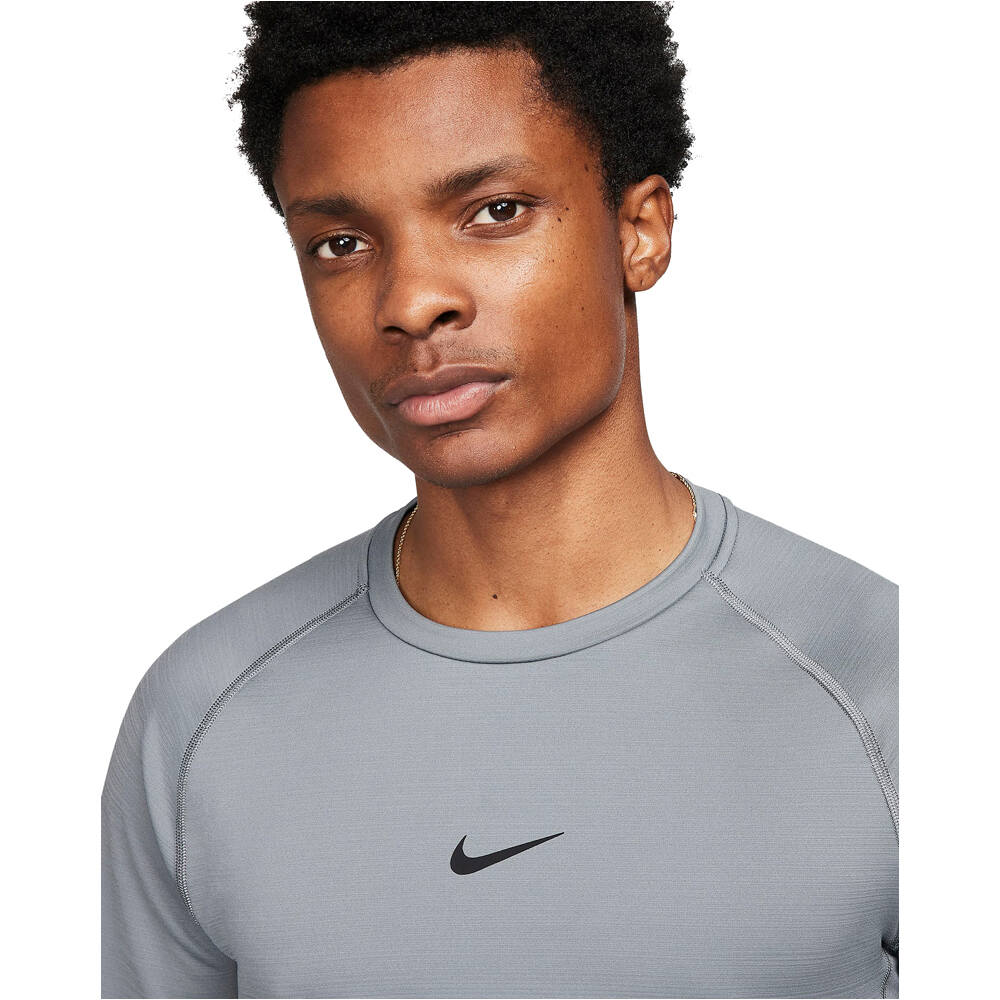 Nike camiseta fitness hombre M NP TOP WARM LS CREW vista detalle
