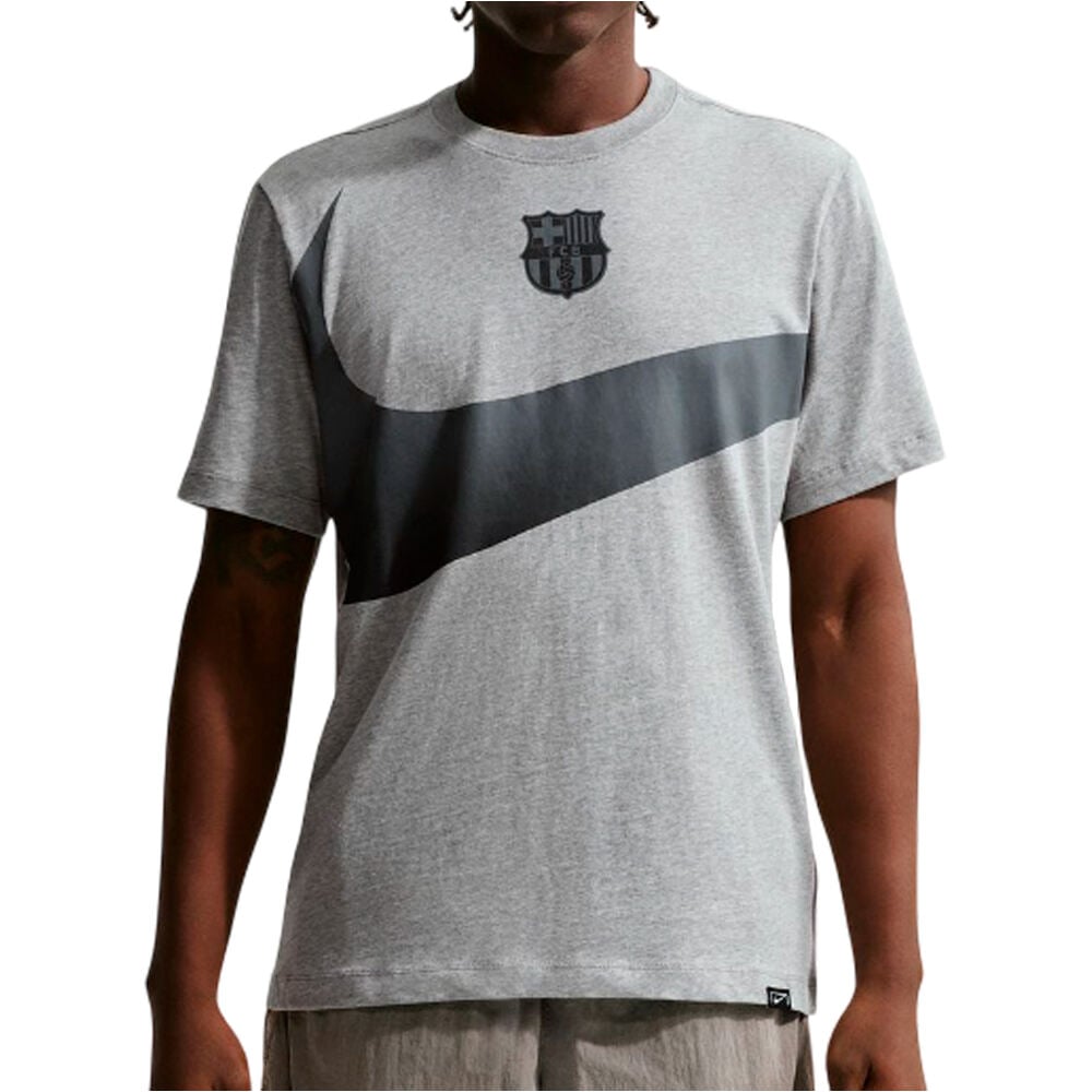 Nike camiseta manga corta hombre FCB M NK SWOOSH TEE vista frontal